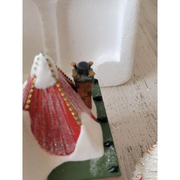 Dept 56 56407 AS IS Santa's visiting center 1999 Village accessory Xmas - Picture 10 of 16